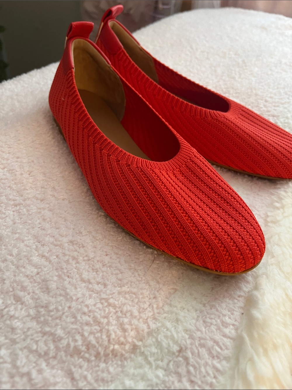 Everlane knit flat shoes